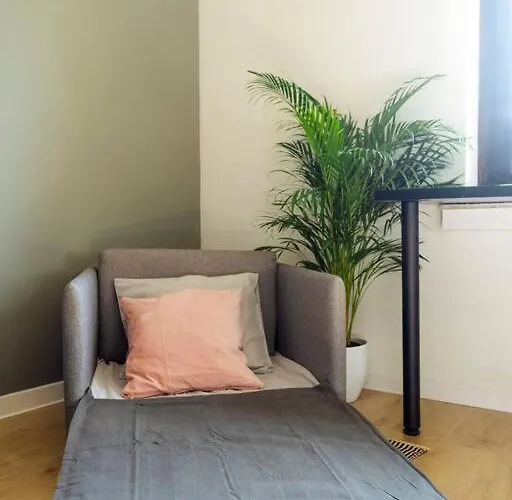 Апартаменти Oasis Riverview - Old Town Бухарест